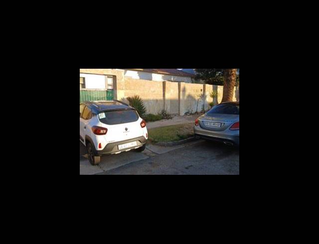 3 BEDROOM HOUSE FOR SALE IN NEWLANDS